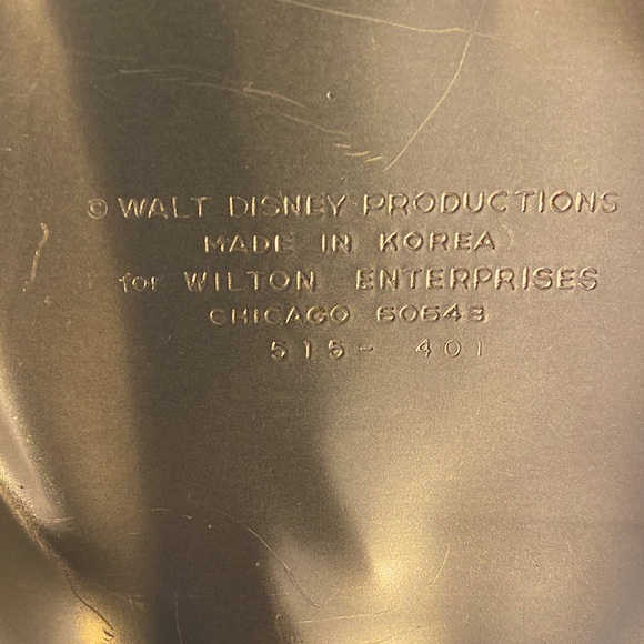 1970’s Disney Winnie the Pooh Cake Pan - Picture 4 of 4